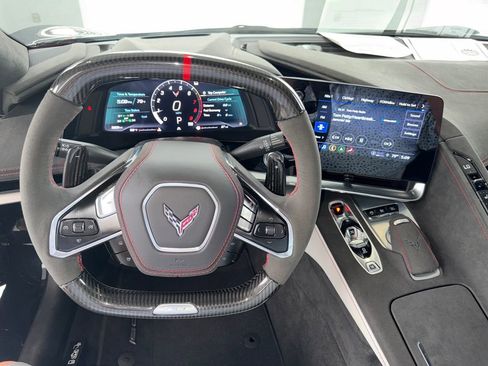 Used 2023 Chevrolet Corvette Z06 RWD image 15