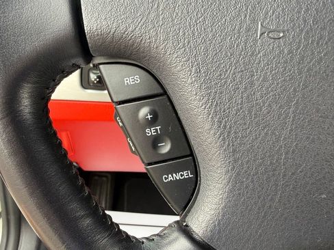 Used 2003 Ford Thunderbird RWD image 36