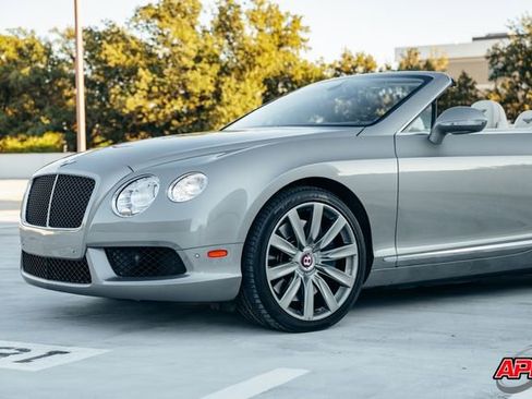 Used 2013 Bentley Continental GT image 49