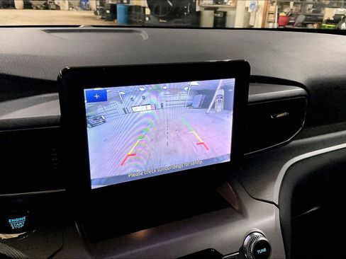 Certified 2023 Ford Explorer XLT w/ Equipment Group 202A image 20