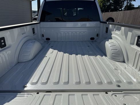 Used 2025 Ford F250 Platinum AWD/4WD image 9