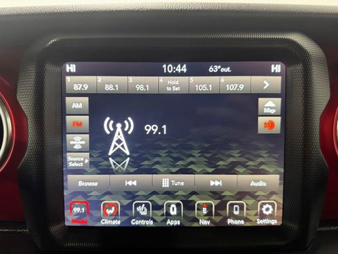 Used 2021 Jeep Wrangler Unlimited Rubicon w/ Uconnect 4C Nav & Sound Group AWD/4WD image 3