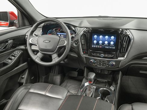 Used 2023 Chevrolet Traverse RS w/ LPO, Floor Liner Package image 30