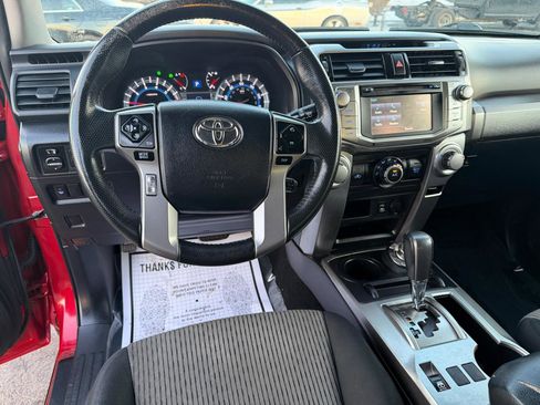 Used 2015 Toyota 4Runner SR5 image 31