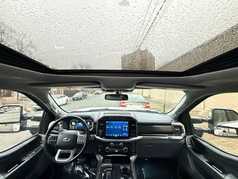 Used 2021 Ford F150 Lariat w/ Equipment Group 502A High image 31