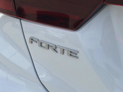 Used 2023 Kia Forte LXS FWD image 20