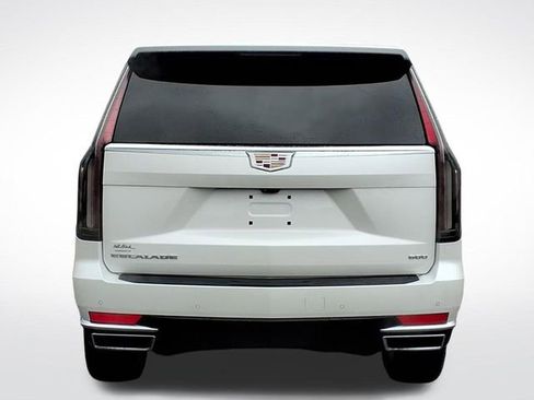 Certified 2023 Cadillac Escalade Premium Luxury image 5