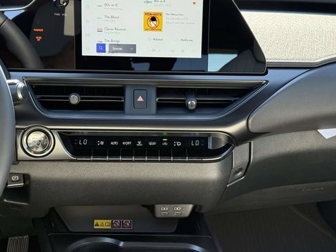 Used 2025 Lexus UX 300h AWD w/ Accessory Package (Z1) image 19