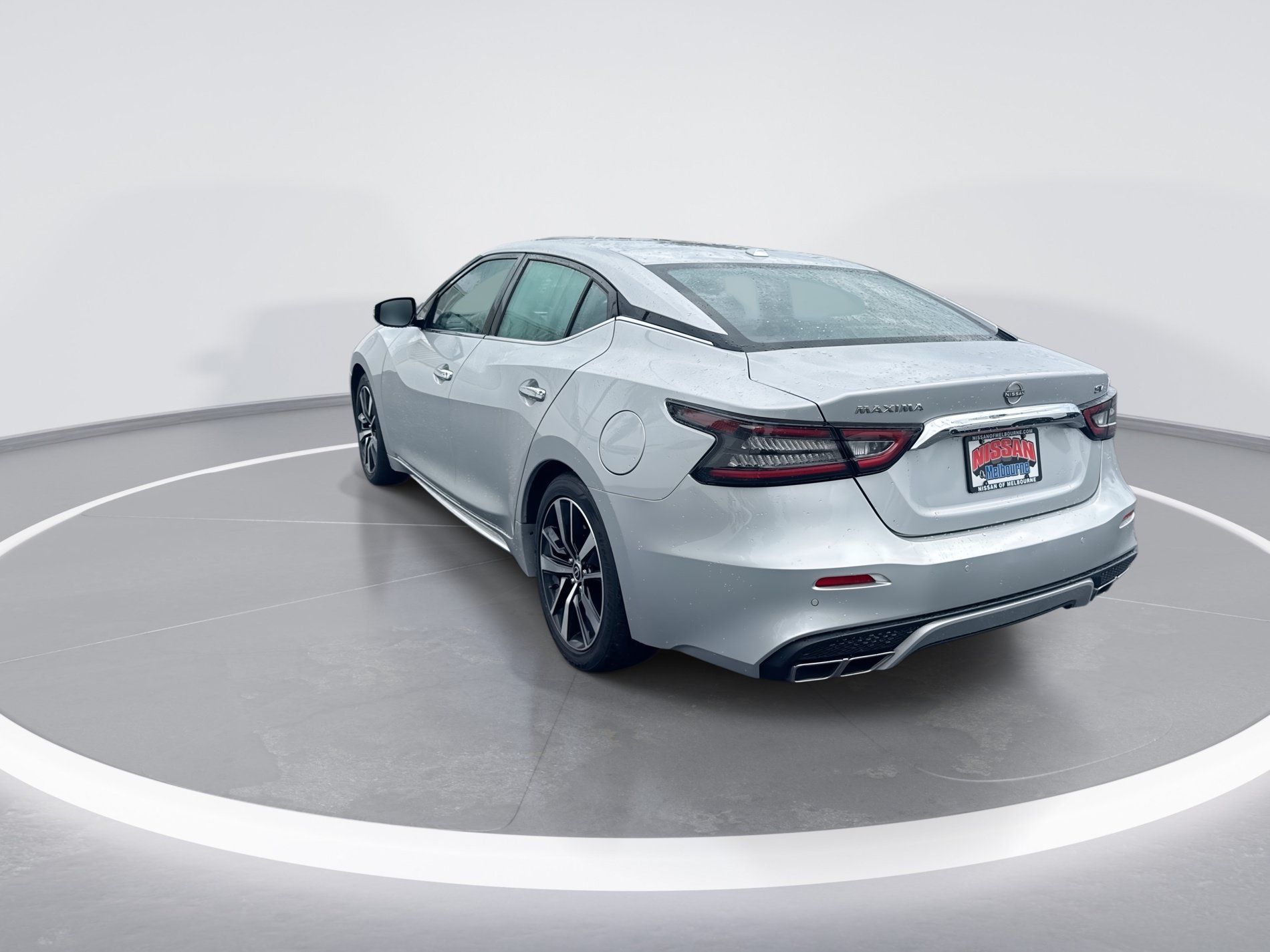 Used 2023 Nissan Maxima SV w/ Floor Mat Group FWD image 6