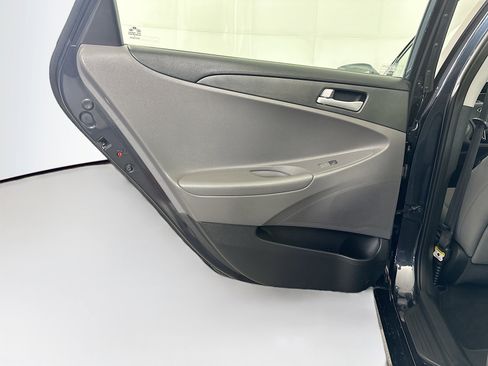 Used 2013 Hyundai Sonata GLS image 23