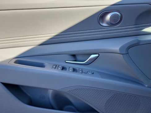 New 2026 Hyundai Elantra SEL Sport Premium FWD image 13