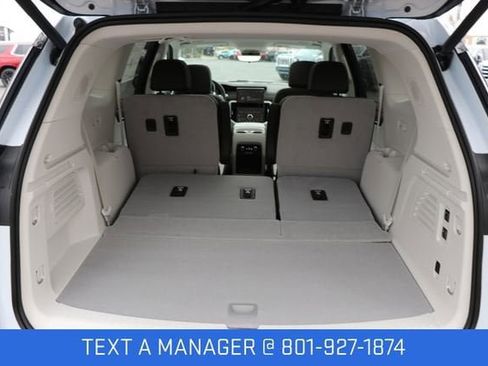 New 2026 GMC Acadia Denali w/ Super Cruise Package image 15