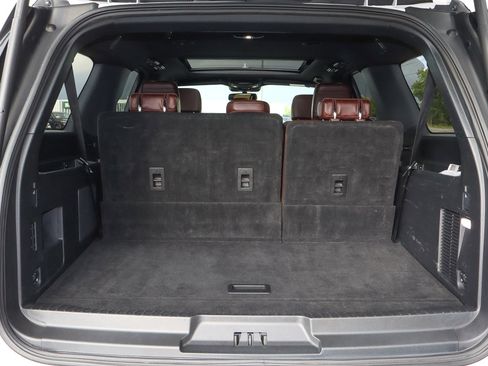 Used 2023 Ford Expedition Max Limited image 21