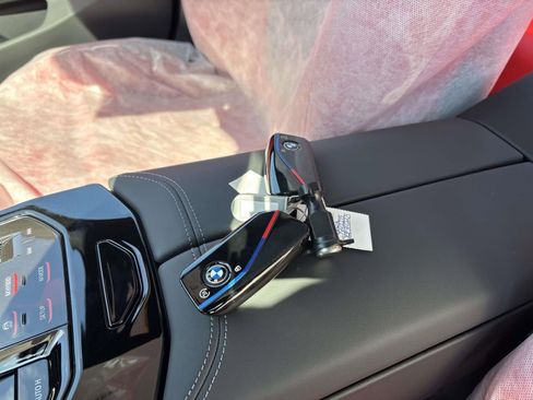 New 2026 BMW M5 w/ Executive Package image 21