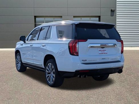 Used 2021 GMC Yukon Denali w/ Denali Premium Package AWD/4WD image 8