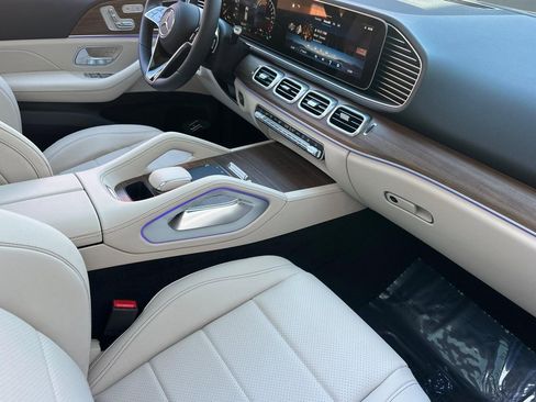 New 2026 Mercedes-Benz GLE 450e 4MATIC image 27