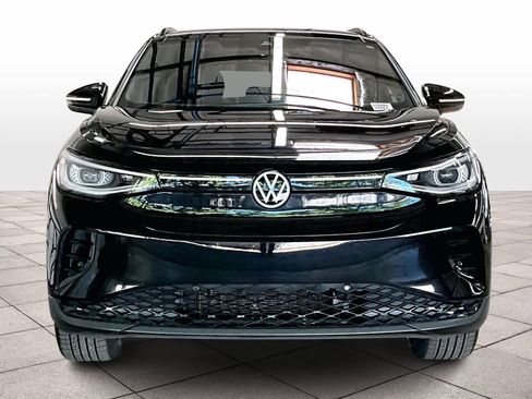 Used 2023 Volkswagen ID.4 Pro S image 3