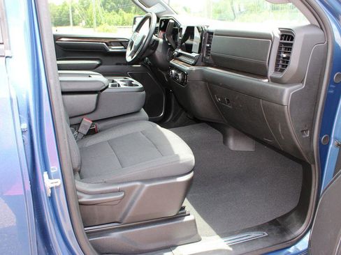 Used 2024 Chevrolet Silverado 1500 RST w/ Z71 Off-Road Package AWD/4WD image 26