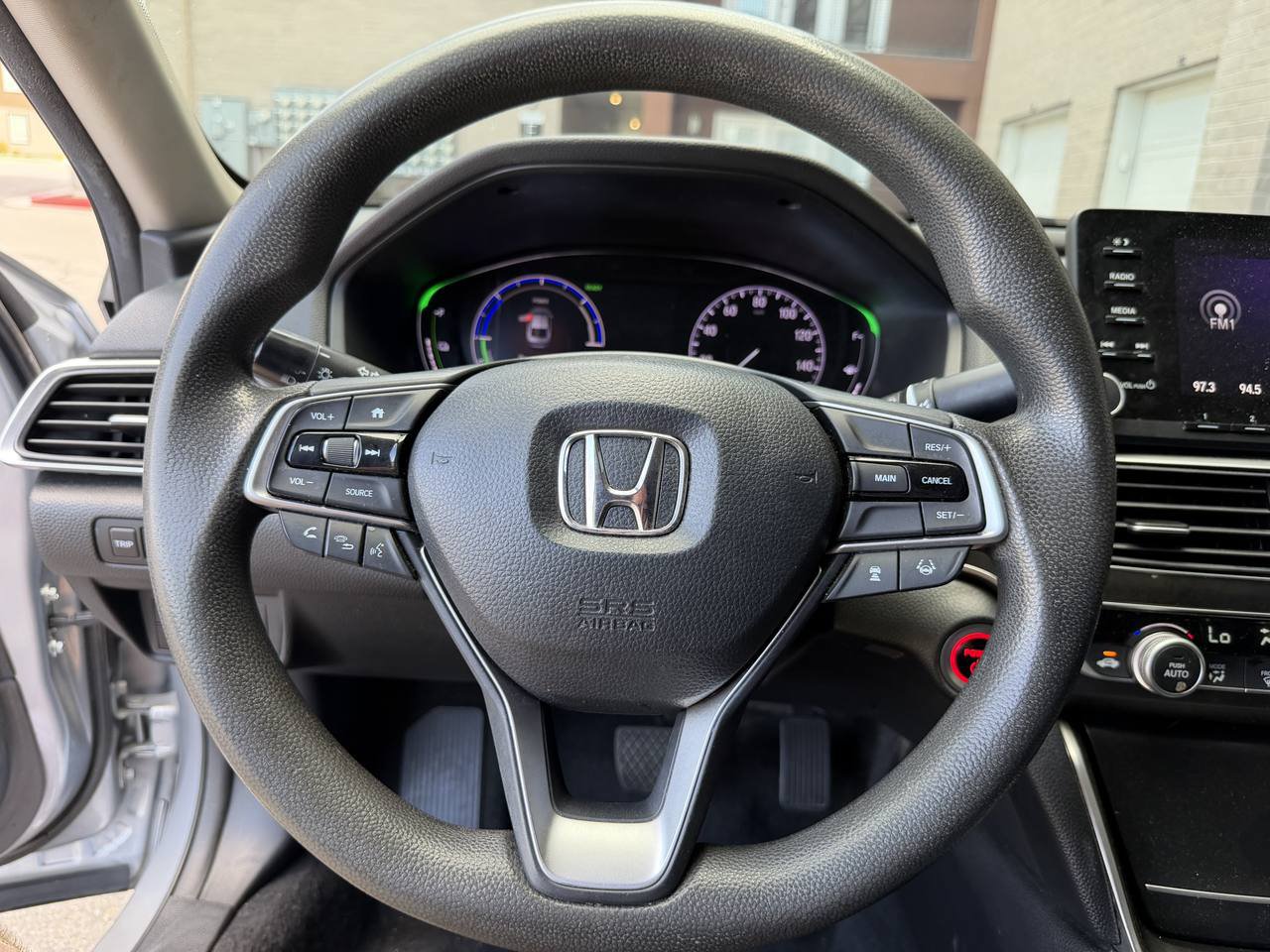 Used 2020 Honda Accord Hybrid image 19