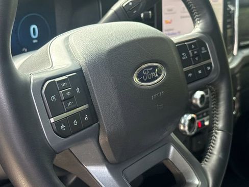 Used 2024 Ford F250 Lariat w/ Sport Appearance Package AWD/4WD image 29