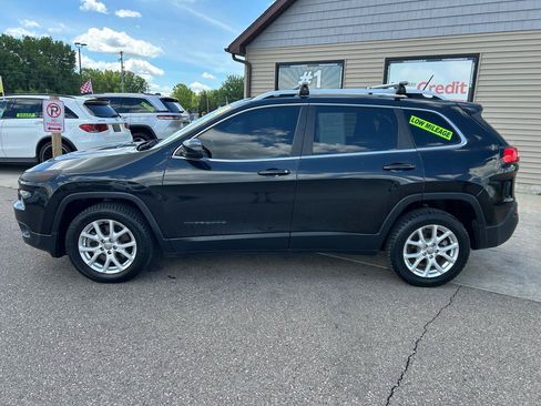 Used 2014 Jeep Cherokee Latitude FWD image 8