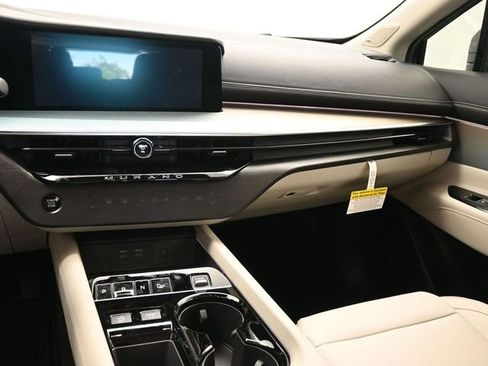 Used 2025 Nissan Murano SL AWD/4WD image 24