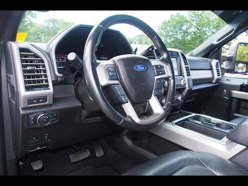 Used 2020 Ford F350 Platinum image 30