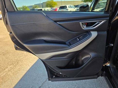 Used 2023 Subaru Forester Limited image 20