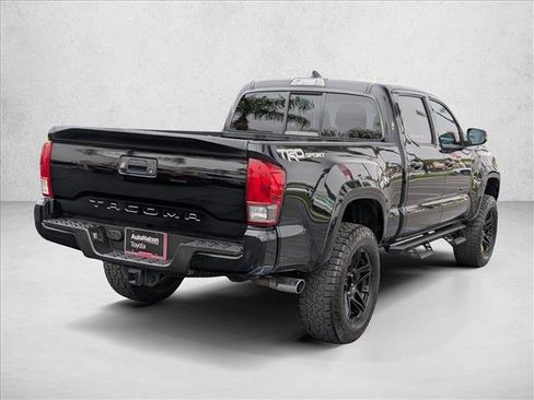 Used 2016 Toyota Tacoma TRD Sport w/ Towing Package RWD image 5