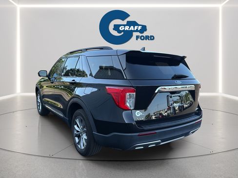 Used 2023 Ford Explorer XLT w/ Equipment Group 202A AWD/4WD image 5