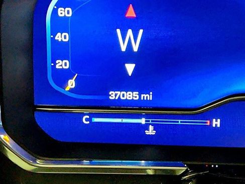 Used 2022 Chevrolet Silverado 1500 LTZ w/ LTZ Premium Package image 16