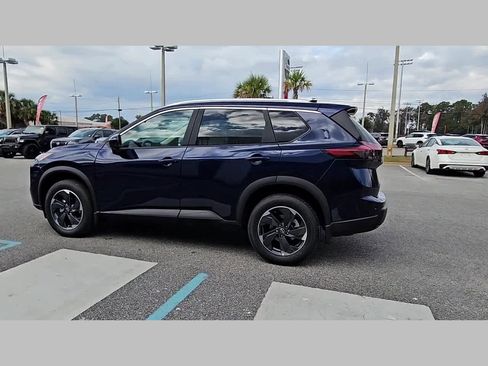 New 2026 Nissan Rogue SV image 25