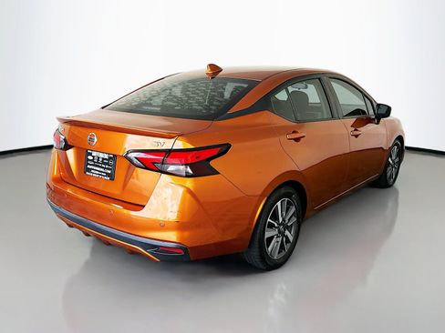 Used 2020 Nissan Versa SV FWD image 7