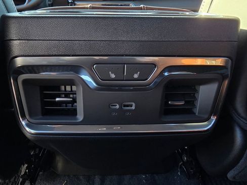 New 2026 GMC Sierra 2500 Denali Ultimate AWD/4WD image 26