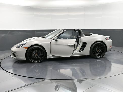 New 2025 Porsche 718 Boxster image 37