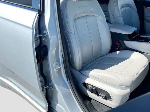 Certified 2023 Jeep Grand Cherokee L Overland w/ Rear Seat Video Group I image 32