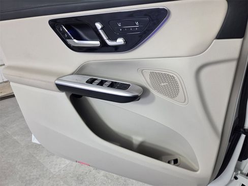 Certified 2023 Mercedes-Benz GLC 300 image 16