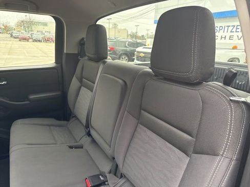 Used 2023 Nissan Frontier SV image 35