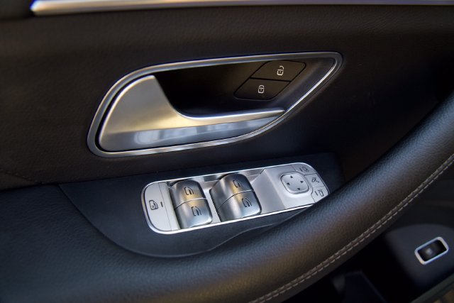 Used 2025 Mercedes-Benz GLE 350 4MATIC image 18