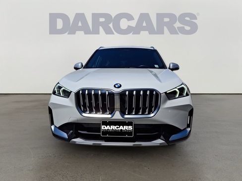 Used 2023 BMW X1 xDrive28i w/ Convenience Package AWD/4WD image 2