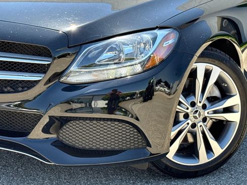 Used 2018 Mercedes-Benz C 300 Sedan image 3