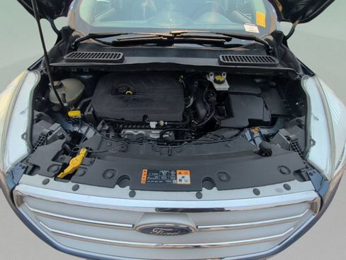Used 2018 Ford Escape SEL w/ Ford Safe & Smart Package FWD image 10