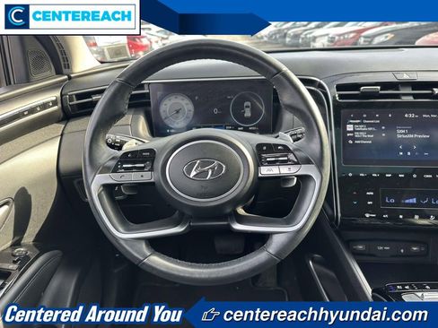 Used 2023 Hyundai Tucson Limited AWD/4WD image 12