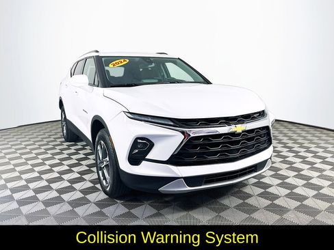 Used 2024 Chevrolet Blazer LT w/ Convenience Package image 3
