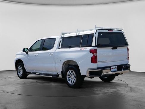 Used 2024 Chevrolet Silverado 1500 LT AWD/4WD image 8