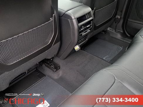 New 2026 Jeep Grand Cherokee Limited image 9