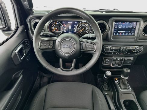 Used 2023 Jeep Gladiator Sport AWD/4WD image 20