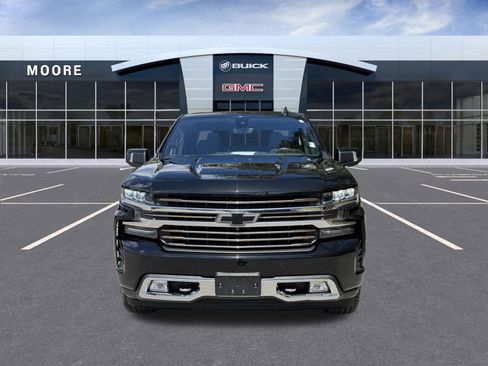 Used 2019 Chevrolet Silverado 1500 High Country w/ Technology Package AWD/4WD image 8