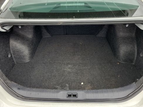Used 2025 Nissan Altima 2.5 SV FWD image 8