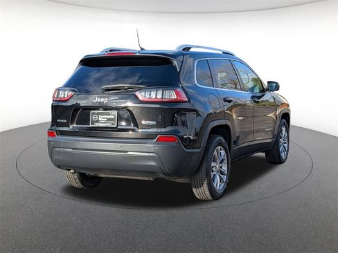 Used 2019 Jeep Cherokee Latitude Plus w/ Cold Weather Group image 5